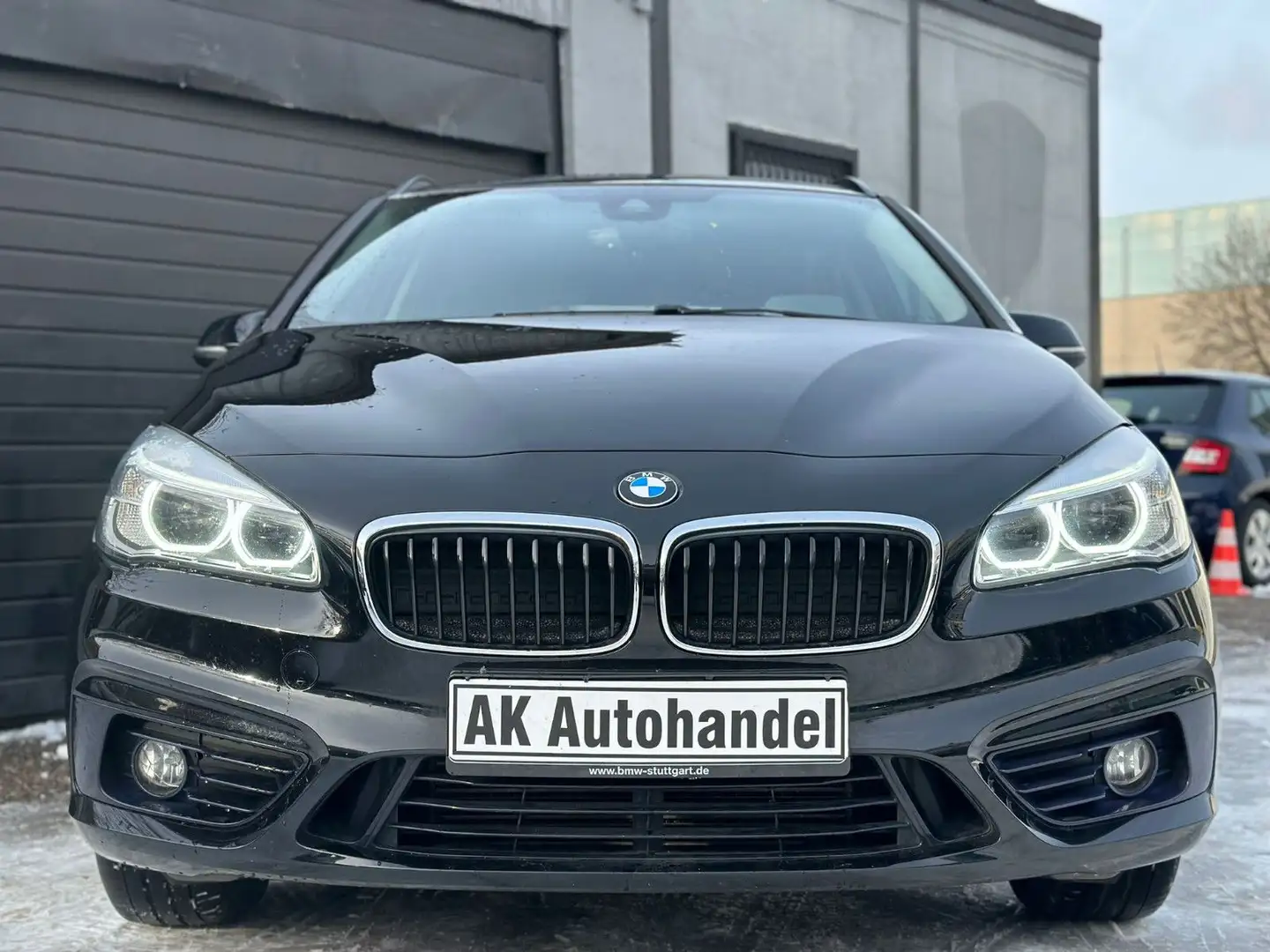 BMW 220 Aut. Sport Line HeadUp Schwarz - 2