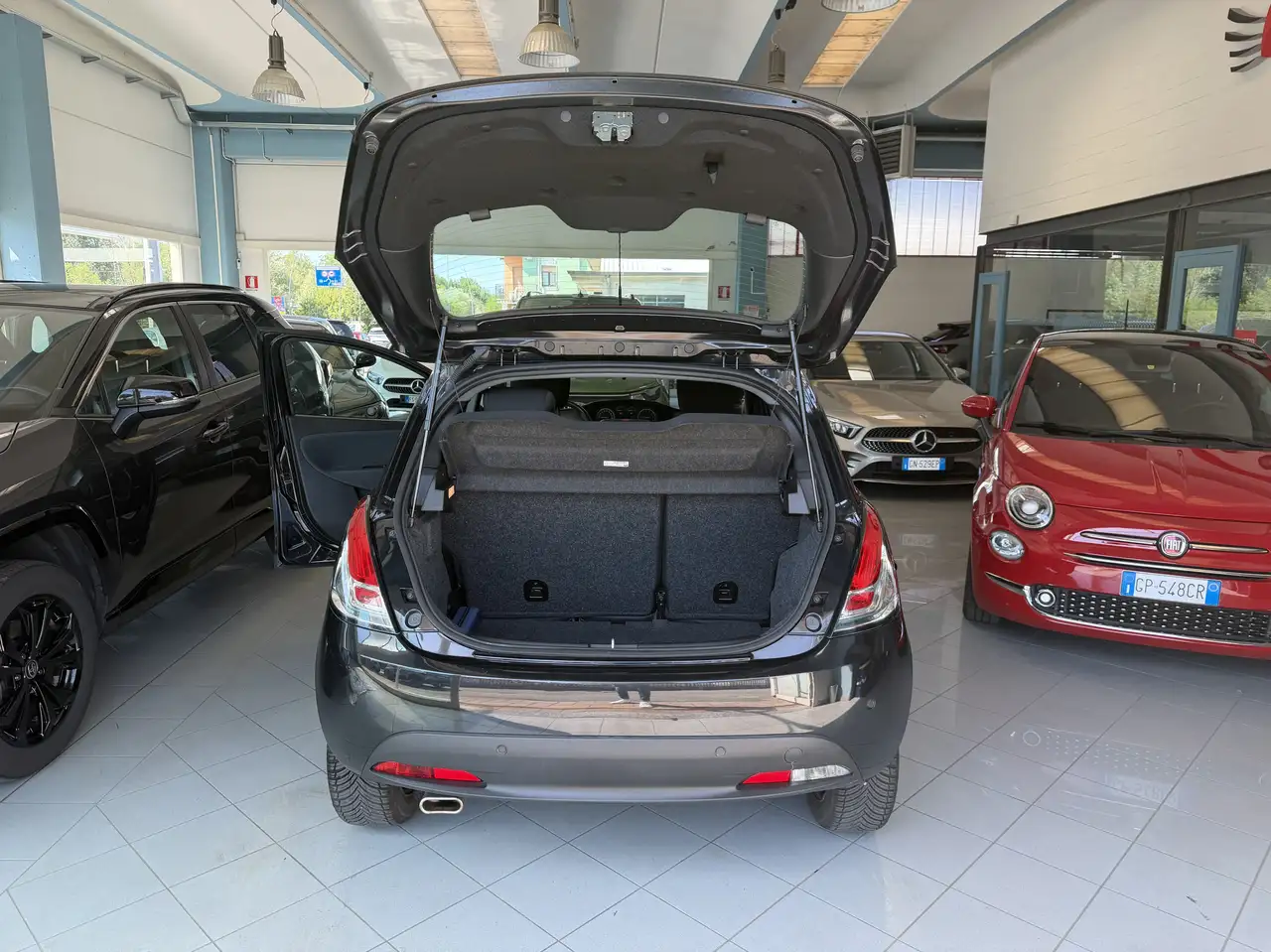 Lancia Ypsilon 2022 — фото 14
