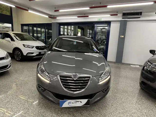 Lancia Delta 1.6 mjt Platino 120cv selectronic dpf