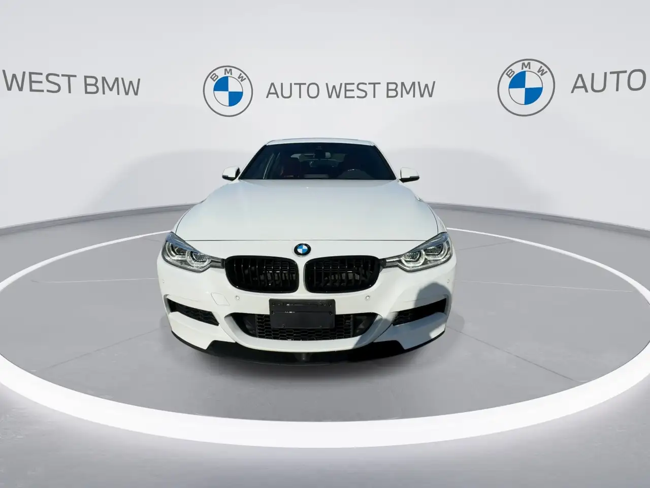 BMW 3 Series photo BMW 3 Series