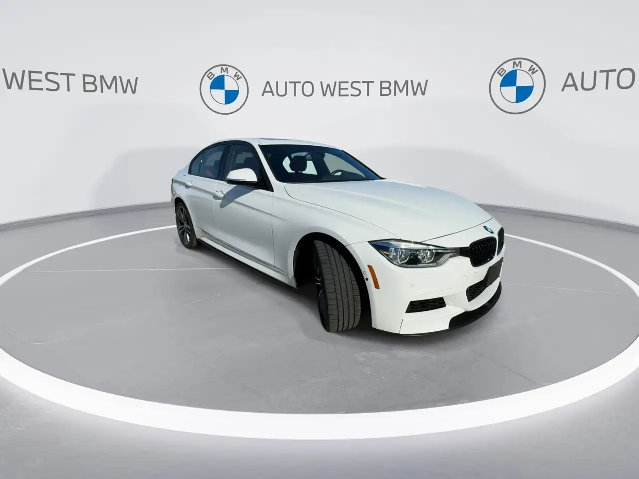 BMW 3 Series photo BMW 3 Series