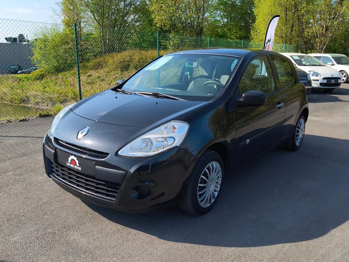 Renault Clio Clio 1.2 16V 75 Expression Noir - 2