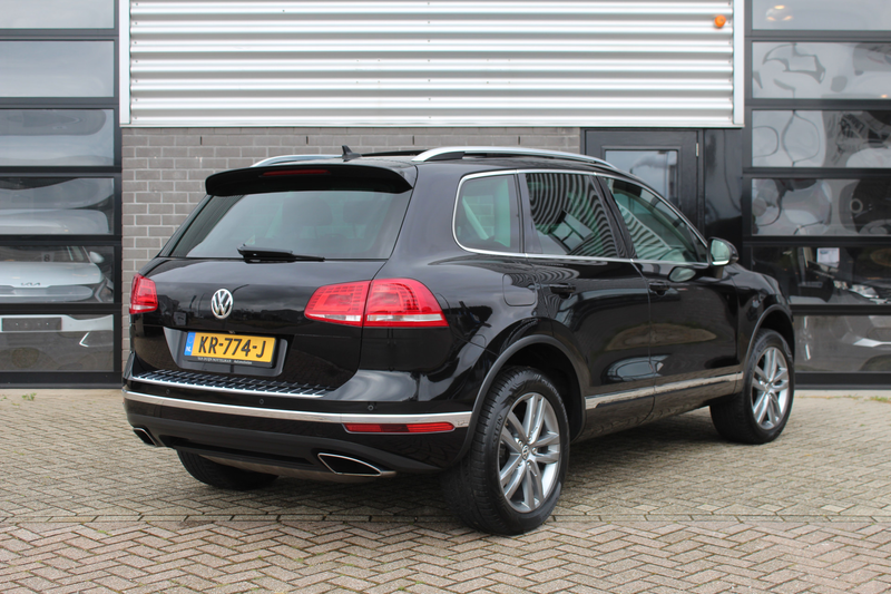 Volkswagen Touareg 3.0 TDI Highline / Panoramadak / Luchtvering — photo 3