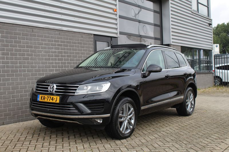 Volkswagen Touareg 3.0 TDI Highline / Panoramadak / Luchtvering — photo 4