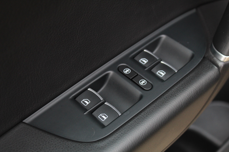 Volkswagen Touareg 3.0 TDI Highline / Panoramadak / Luchtvering — photo 30