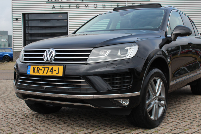 Volkswagen Touareg 3.0 TDI Highline / Panoramadak / Luchtvering — photo 24