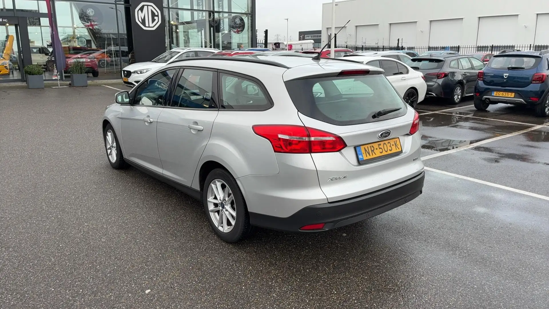 Ford Focus Wagon 1.0 Lease Edition | Cruise Control | Apple C Grau - 2