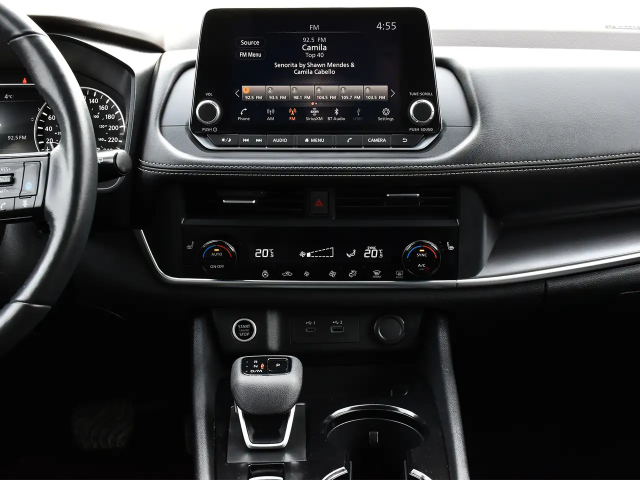 Nissan Rogue снимка Nissan Rogue