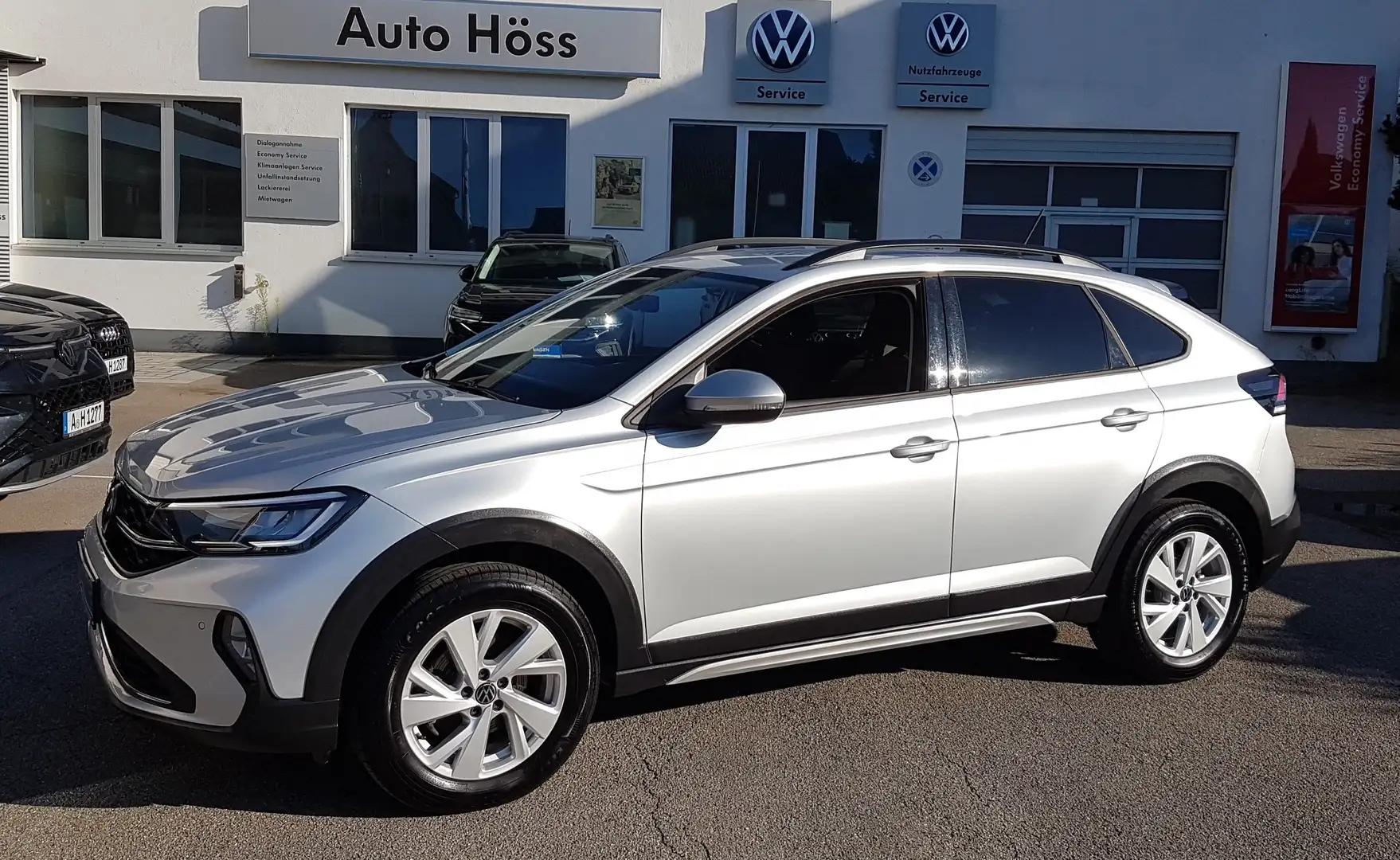 Volkswagen Taigo Life*ACC*APP-CONNECT*LED*SHZ*PDC*LIGHT U LANE ASS* Silber - 1