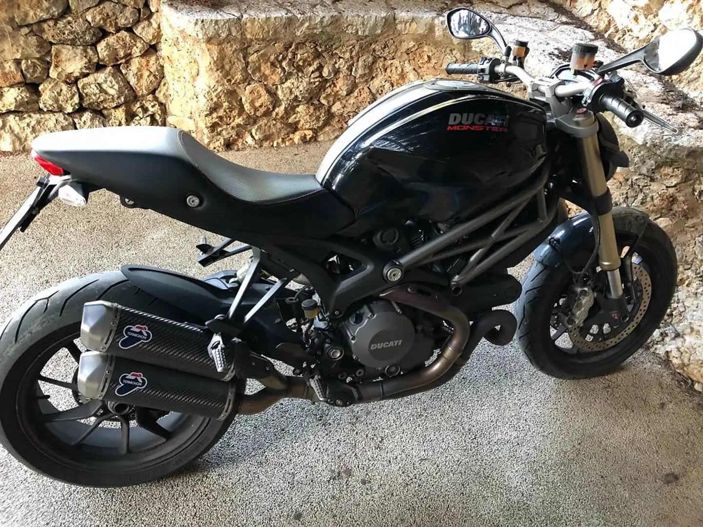 Ducati Monster 1100 EVO - 1