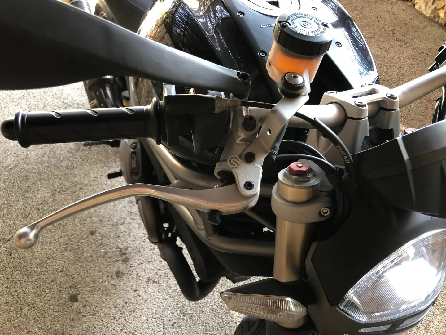 Ducati Monster 1100 EVO - 2