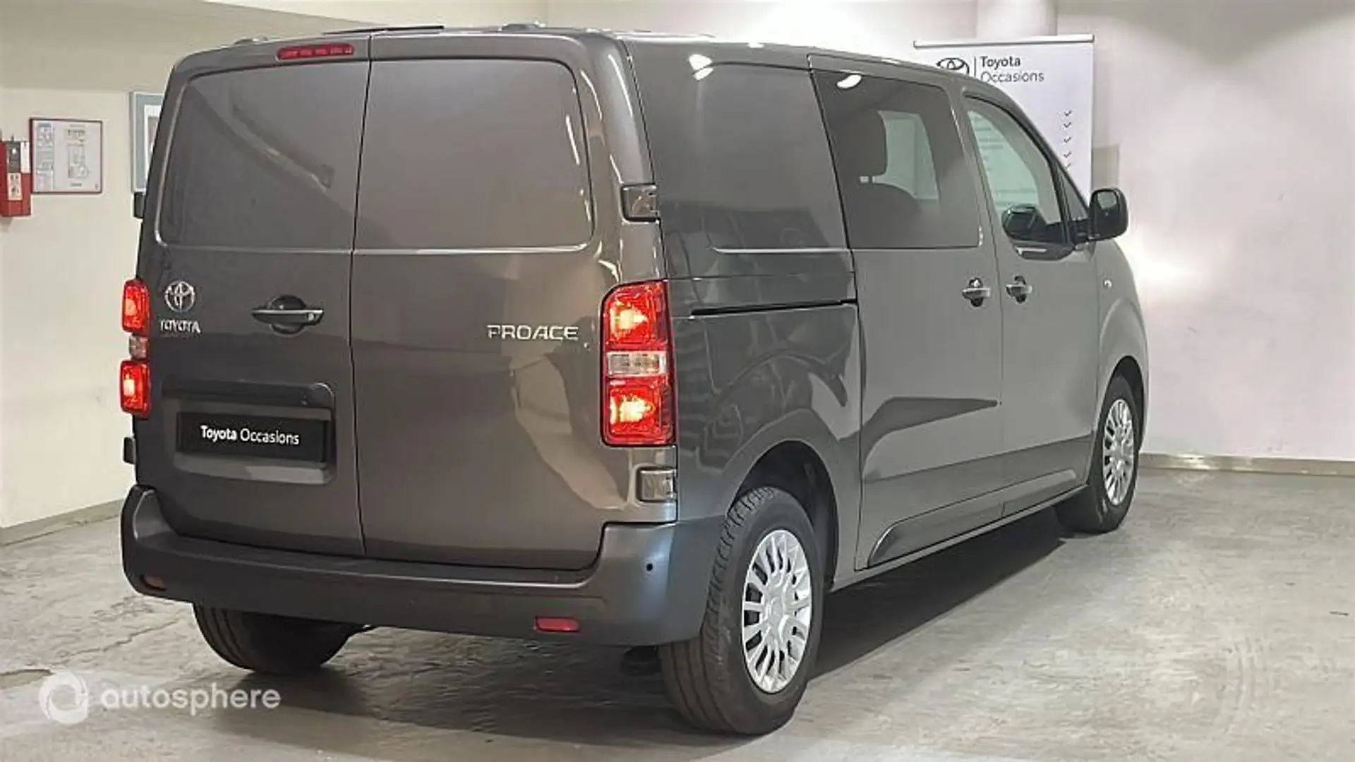 Toyota Proace Long 2.0 D-4D 140 Cabine Approfondie Business BVA  - 2
