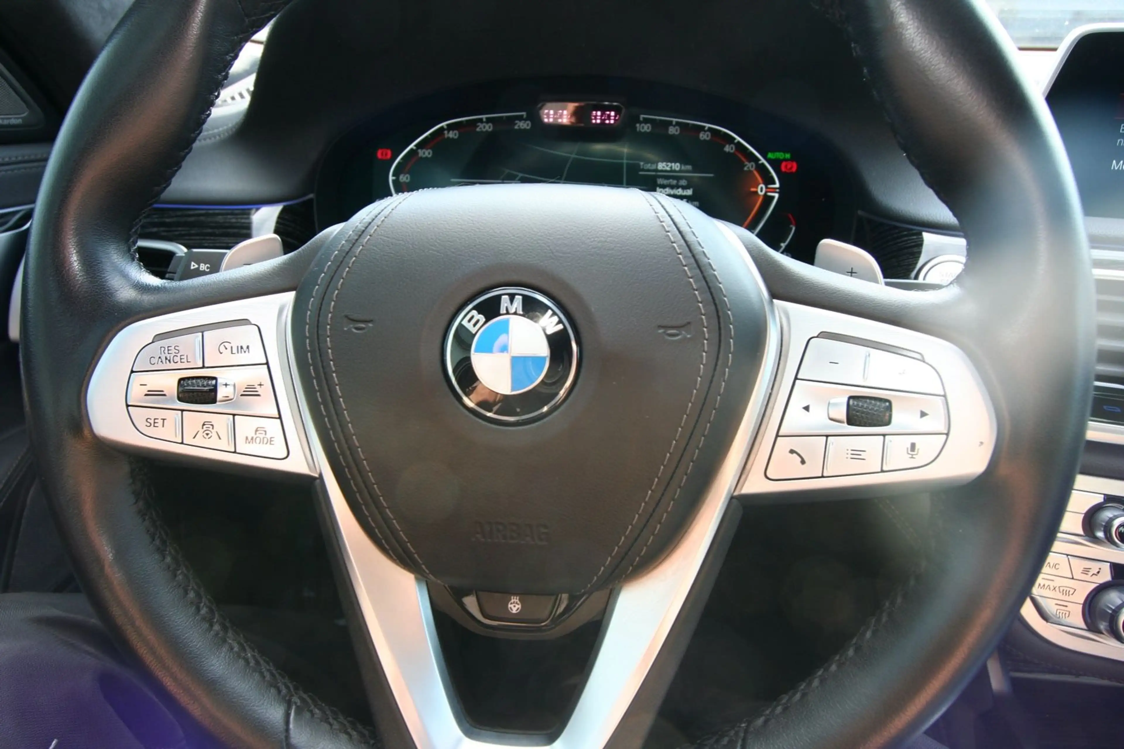 BMW 730 7 730 d — photo 13