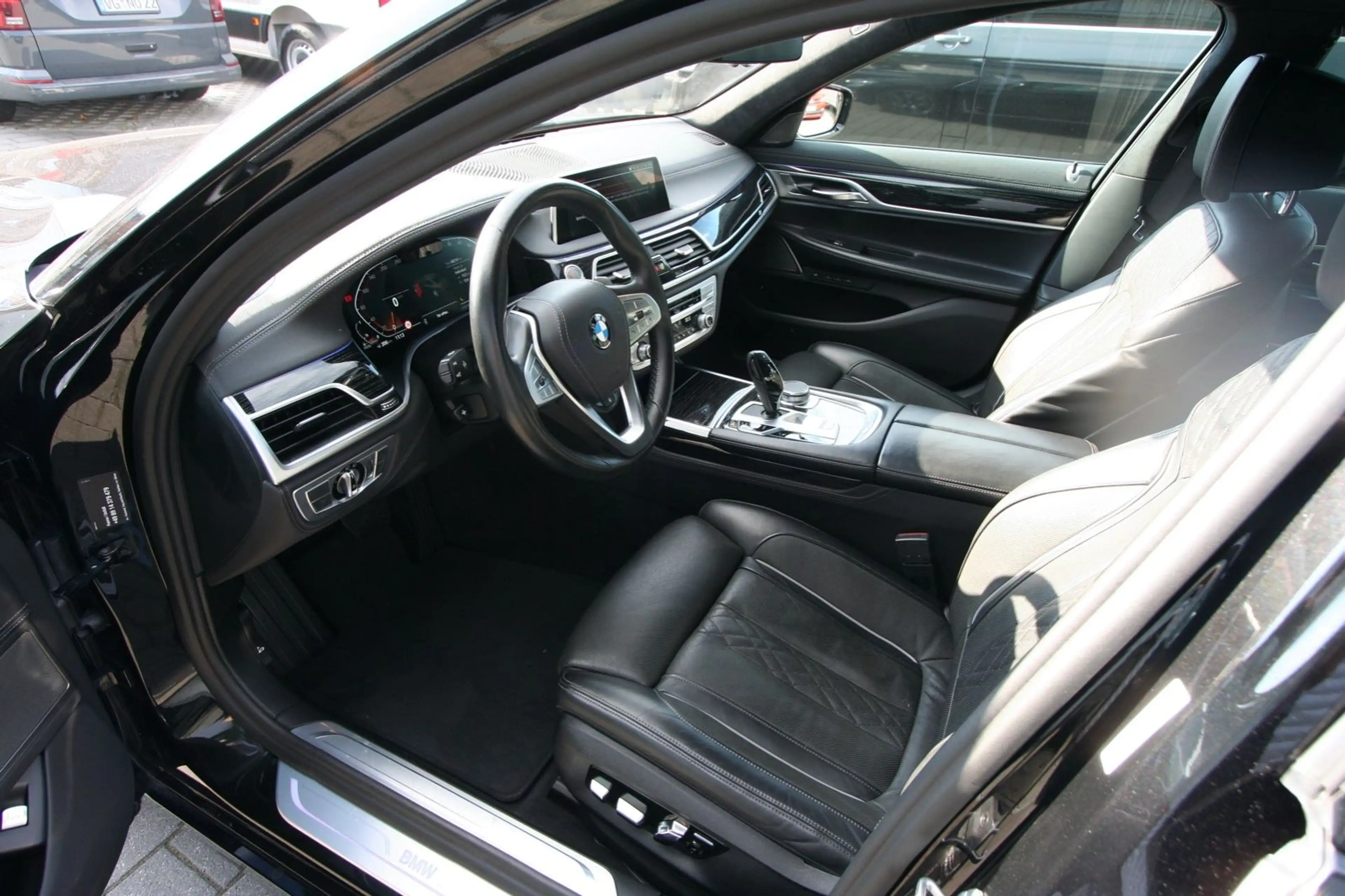 BMW 730 7 730 d — photo 11