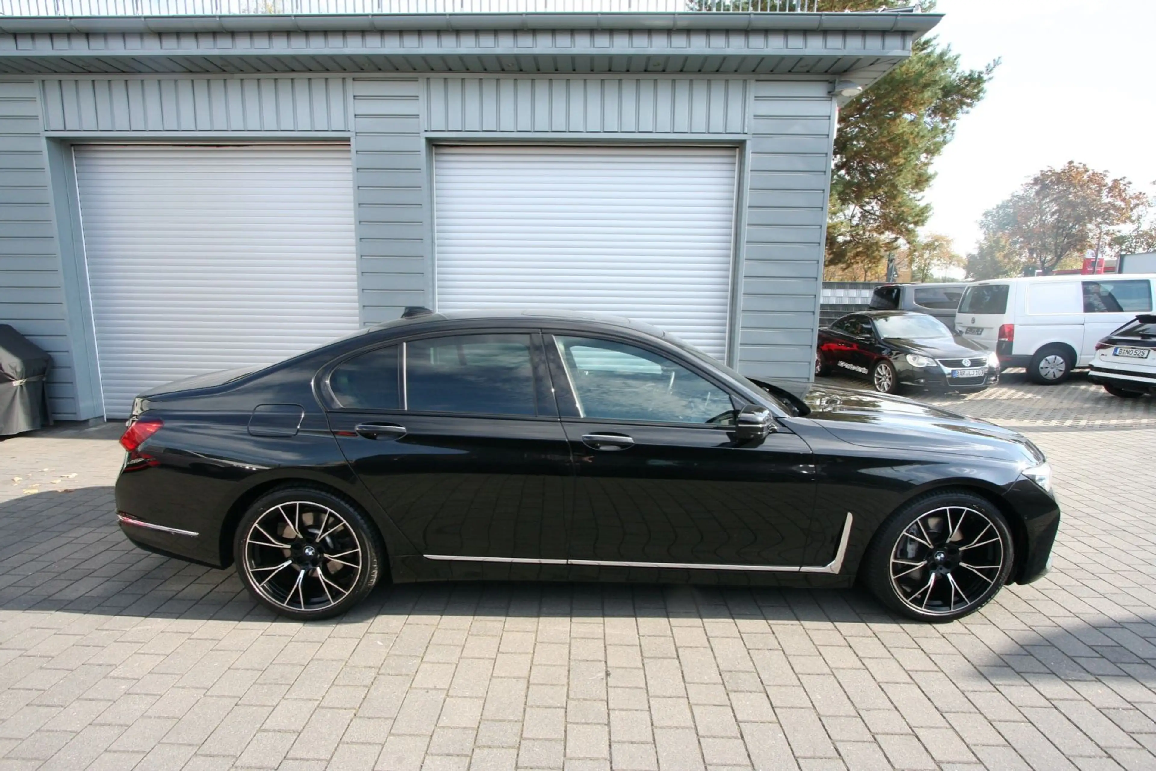 BMW 730 7 730 d — photo 4