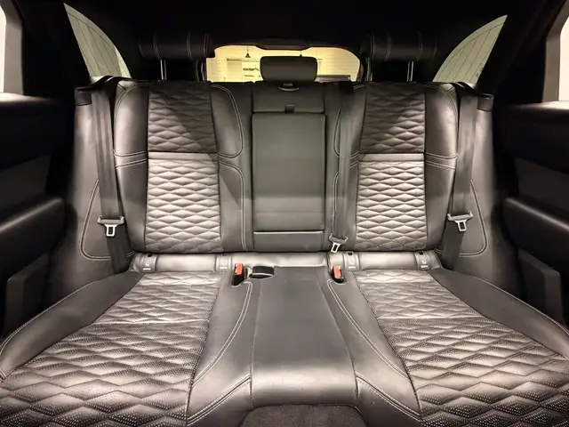 Land Rover Range Rover Velar view 9