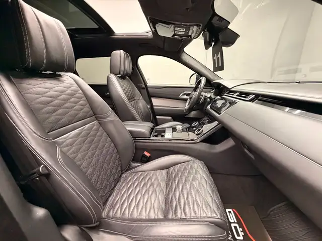 Land Rover Range Rover Velar view 14