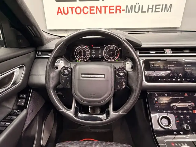 Land Rover Range Rover Velar view 11