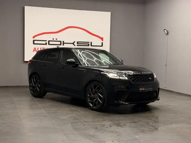 Land Rover Range Rover Velar view 3