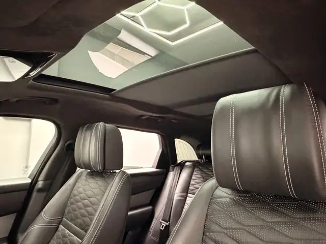 Land Rover Range Rover Velar view 12