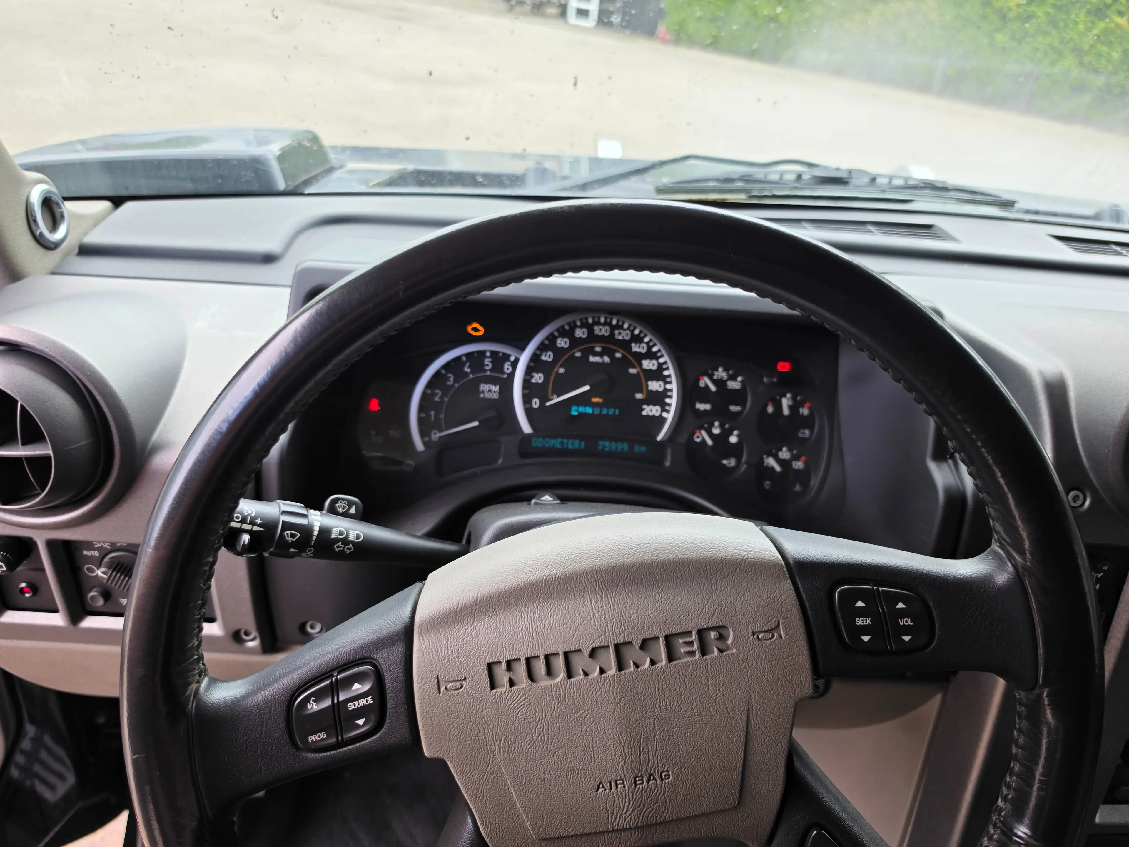 HUMMER H2 6.0 V8 — photo 12
