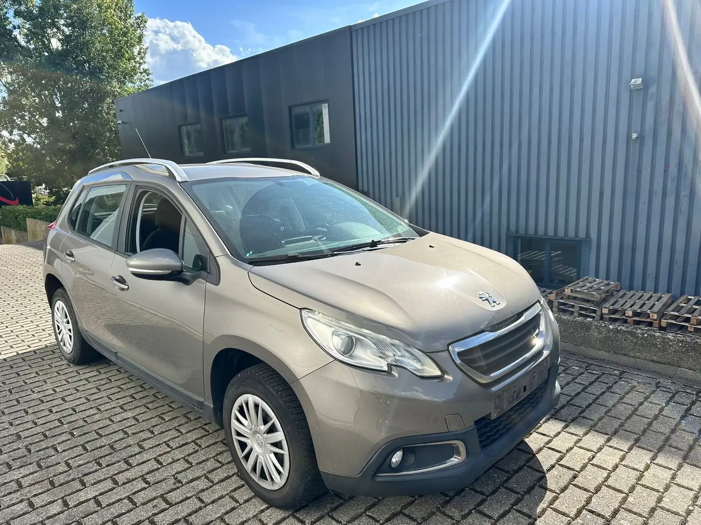Peugeot 2008 2008 1.2i PureTech Allure S Beige - 1