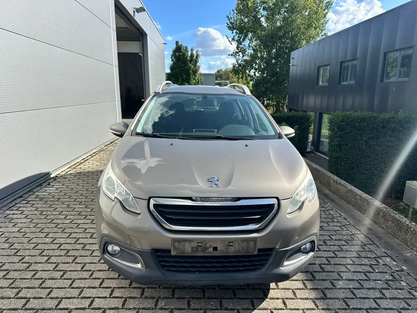 Peugeot 2008 2008 1.2i PureTech Allure S Beige - 2