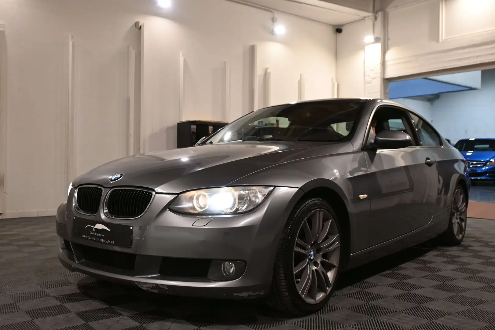 BMW 320 Coupé dA PACK M / AUTO / CUIR / XENON / GPS NAV Gris - 2