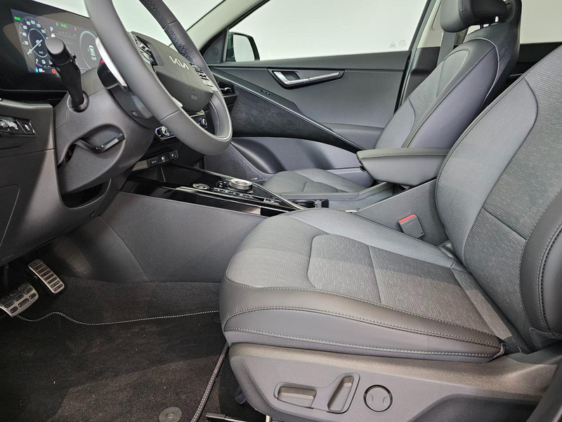 Kia e-Niro PACE 64.8 KW/H DEMO — photo 10