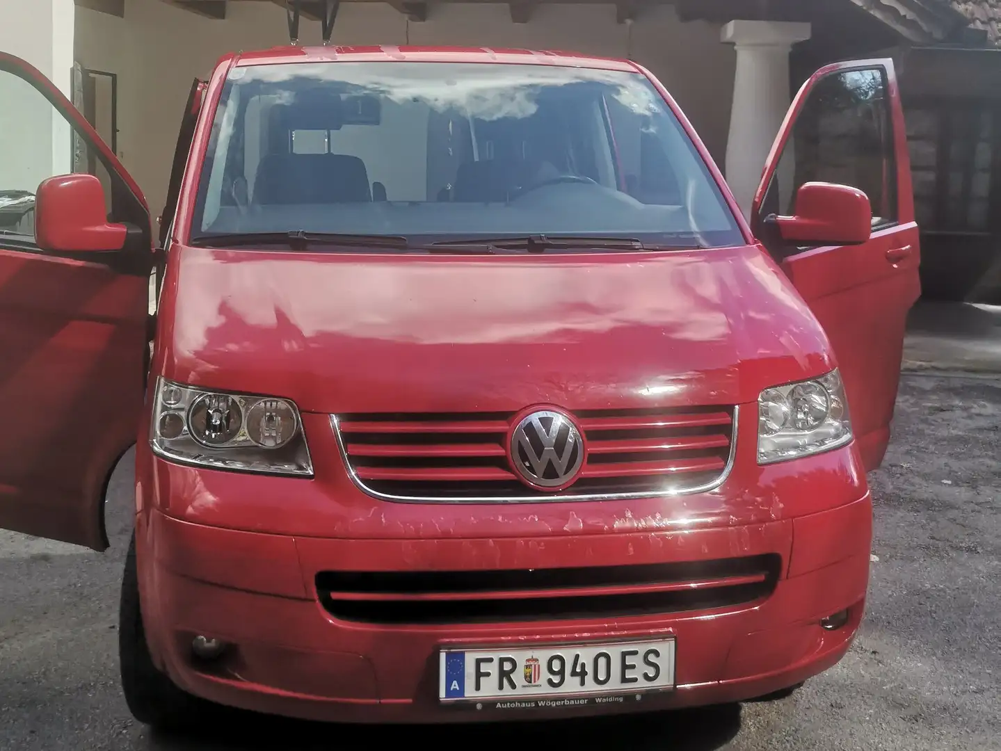 Volkswagen T5 Caravelle 2,5 TDI Rot - 2