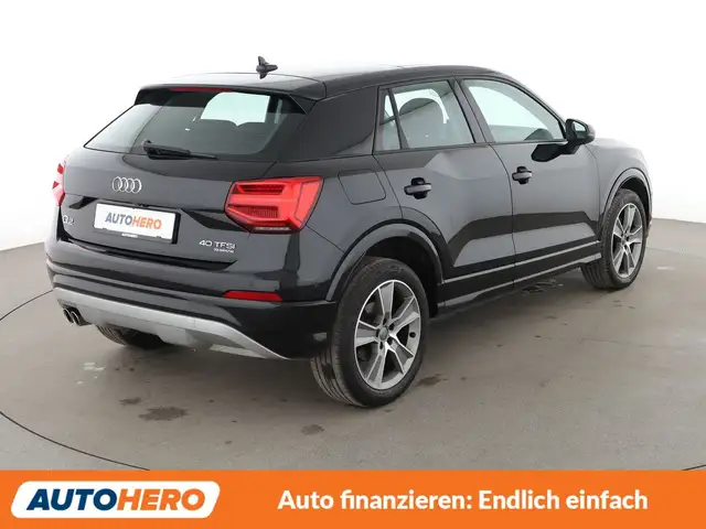 Audi Q2 view 6