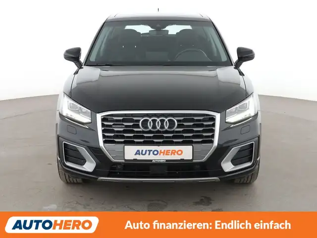 Audi Q2 view 9