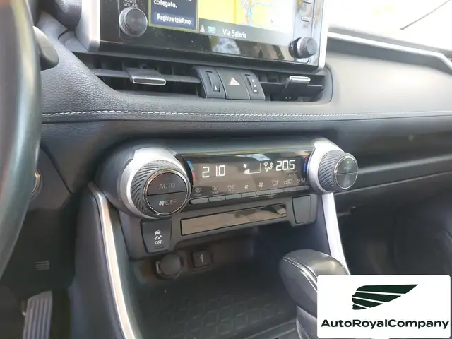 Toyota RAV4 view 14