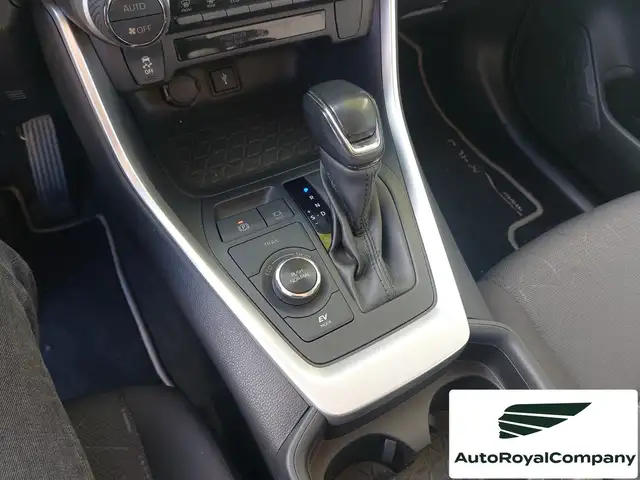 Toyota RAV4 view 15