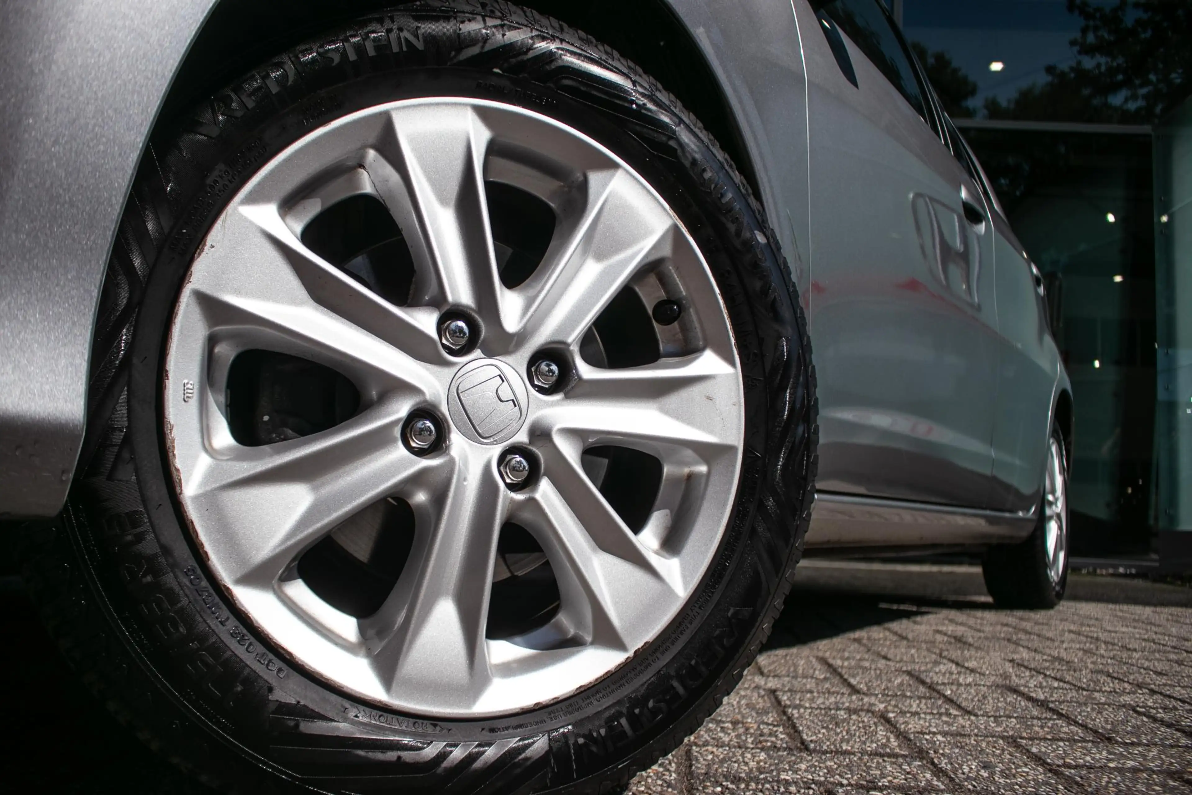 Honda Jazz 1.4 Hybrid Exclusive — photo 14