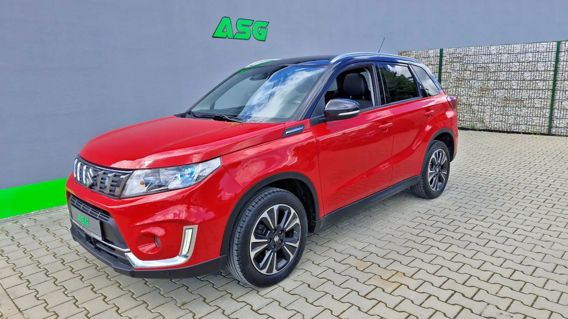 Suzuki Vitara 1.4 BOOSTERJET Comfort+ 4x4 Automatik Rot - 1