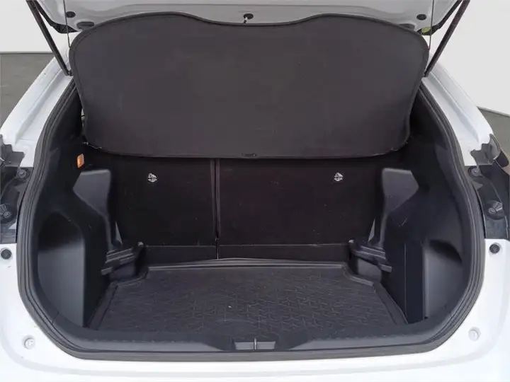 Toyota Yaris 2023, foto 10