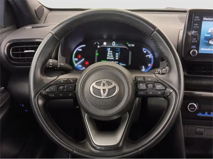 Toyota Yaris 2023, foto 13