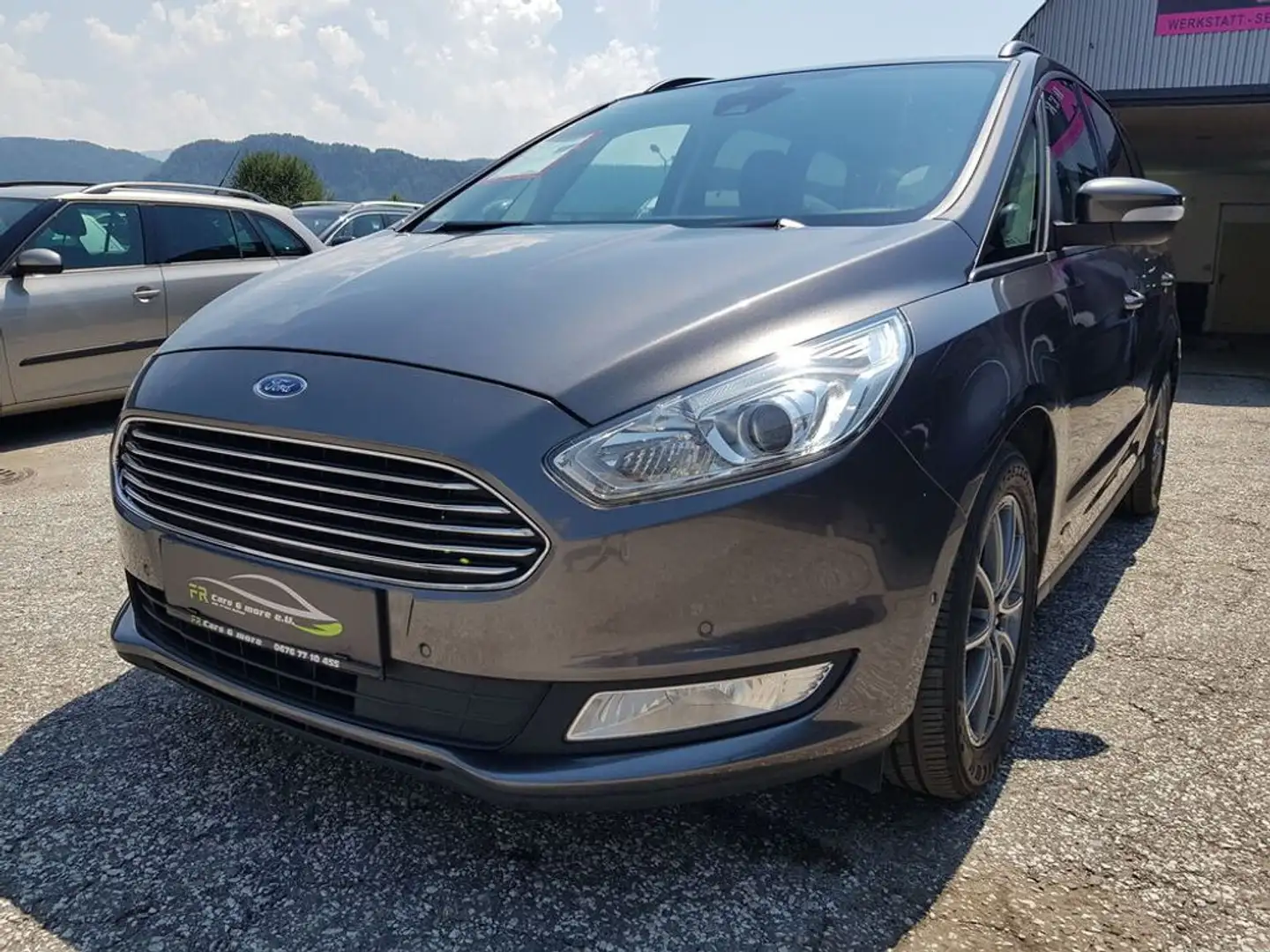 Ford Galaxy 2,0 TDCi Trend AWD // AHV / Navi // Grau - 1