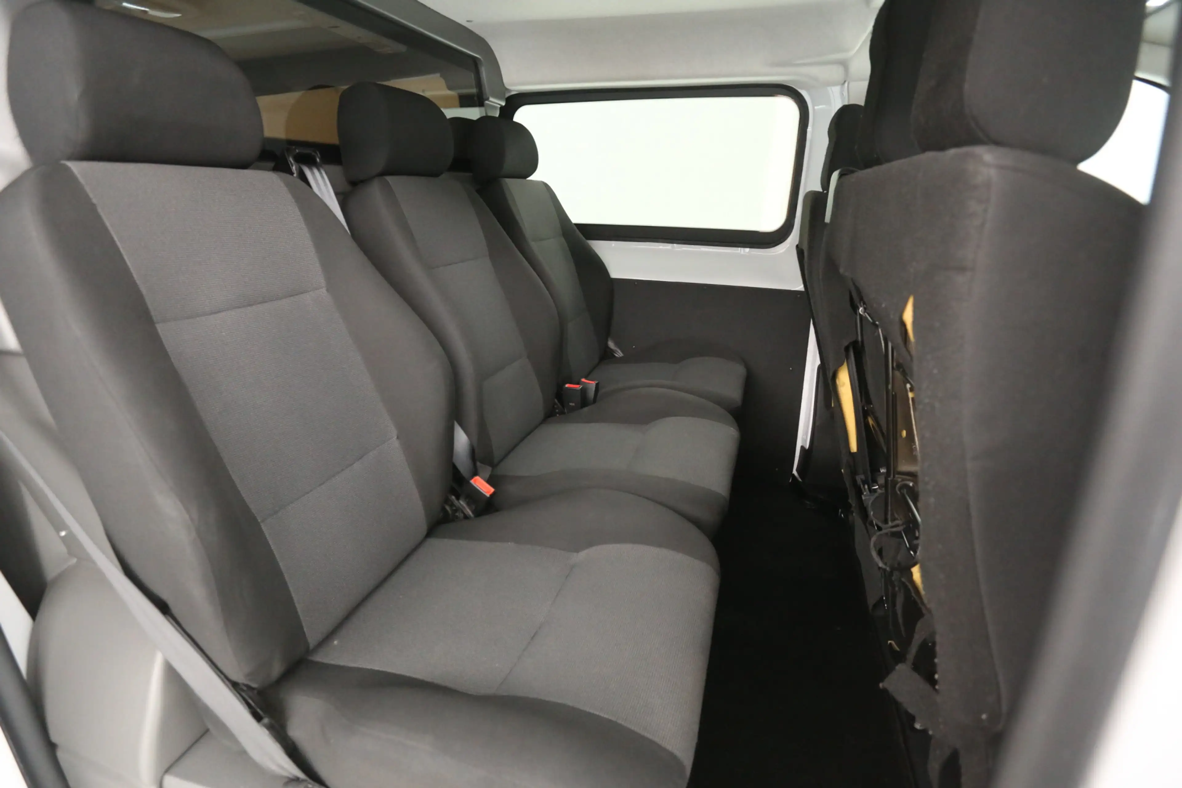 Peugeot Expert 2.0 BlueHDI L3H1 180PK | DC | 6 Zits | Automaat | — photo 3