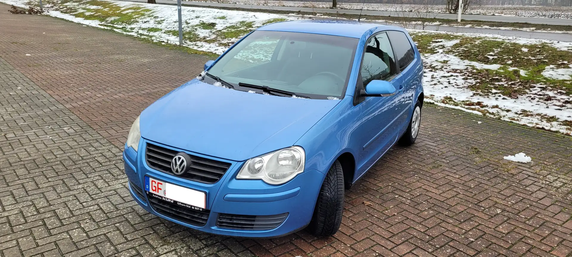 Volkswagen Polo TÜV & INSPEKTION NEU Blau - 1