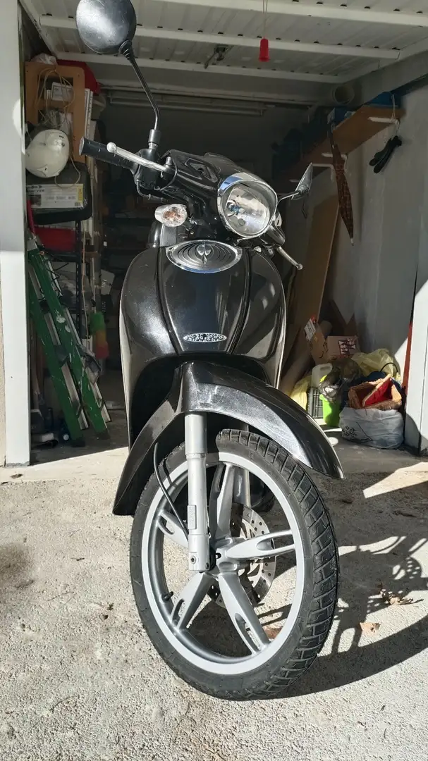 Aprilia Scarabeo 100cc 4T Noir - 2