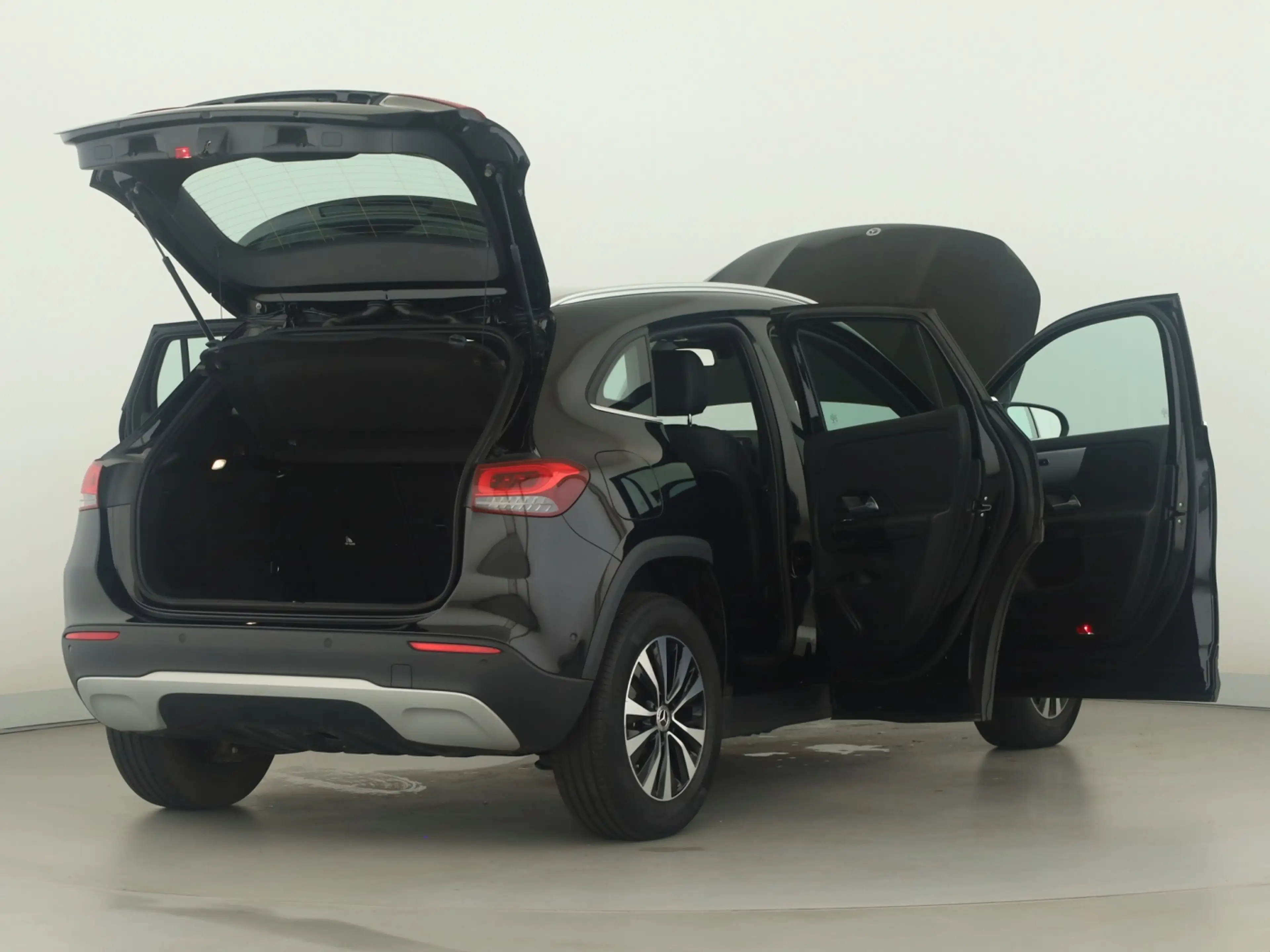 Mercedes-Benz GLA 250 e Style*LED*MBUX*Sitzhzg*PARKTRONIC*DAB* — photo 9