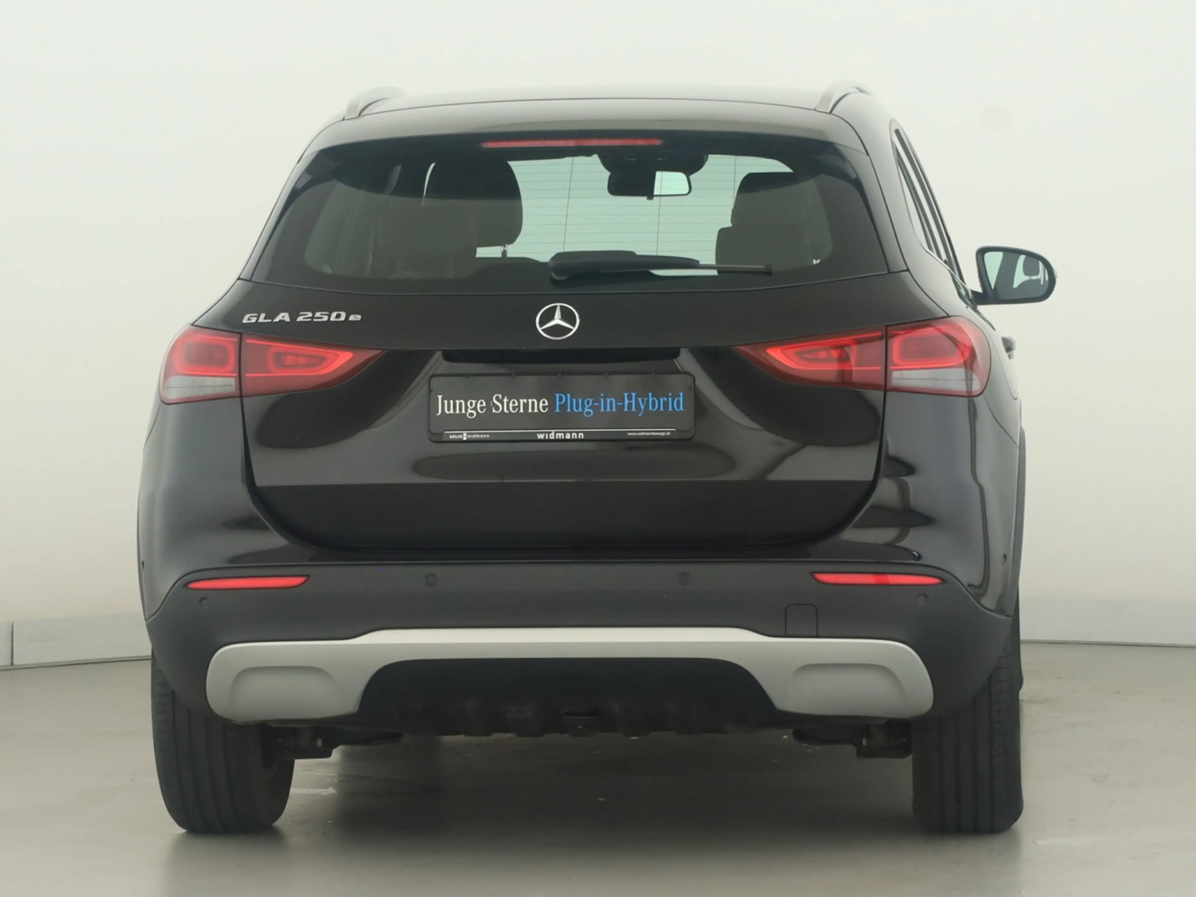 Mercedes-Benz GLA 250 e Style*LED*MBUX*Sitzhzg*PARKTRONIC*DAB* — photo 4