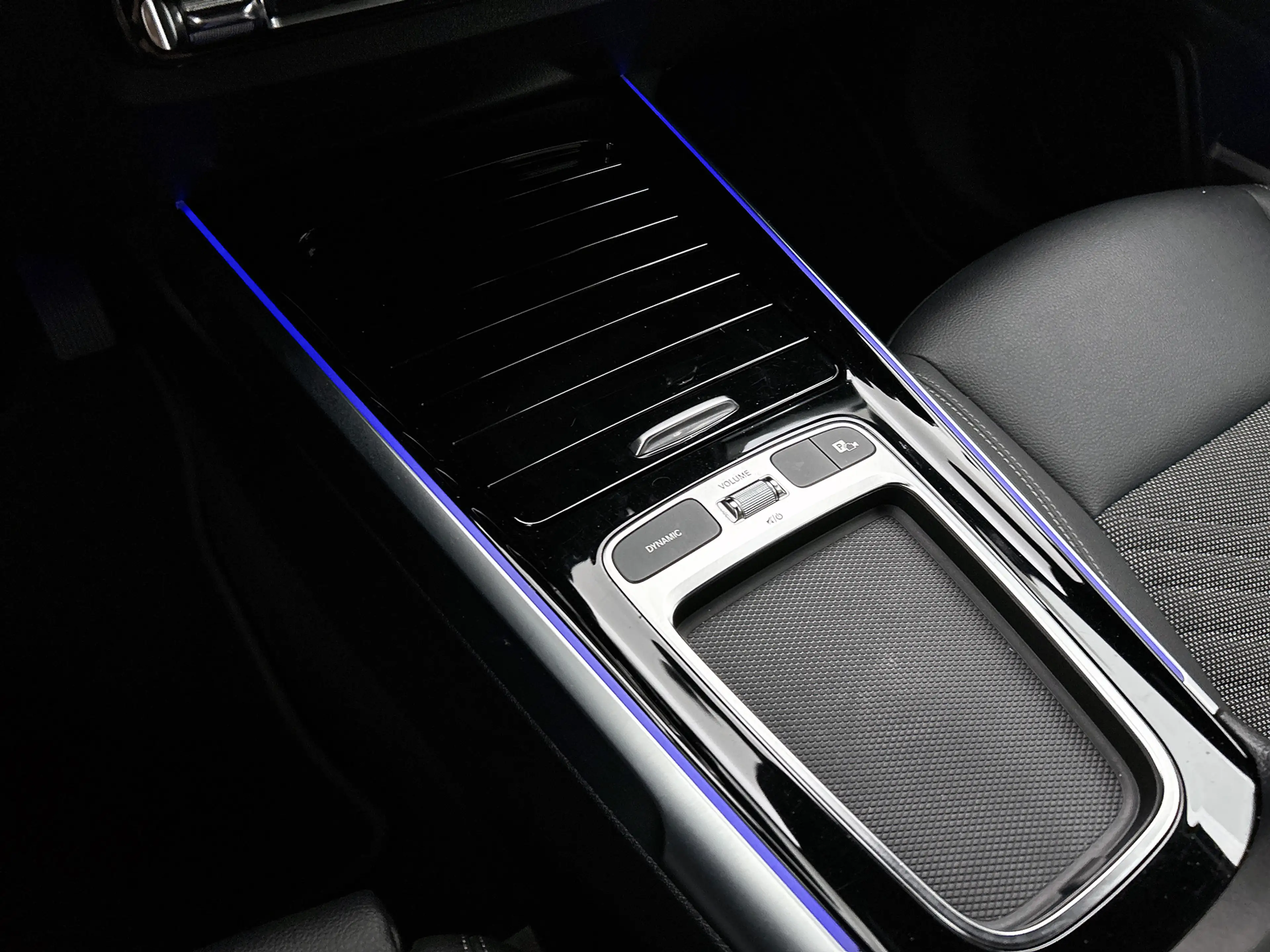 Mercedes-Benz EQB 250 250+ Limited Edition 71 kWh | Trekhaak | Stoelverw — photo 11