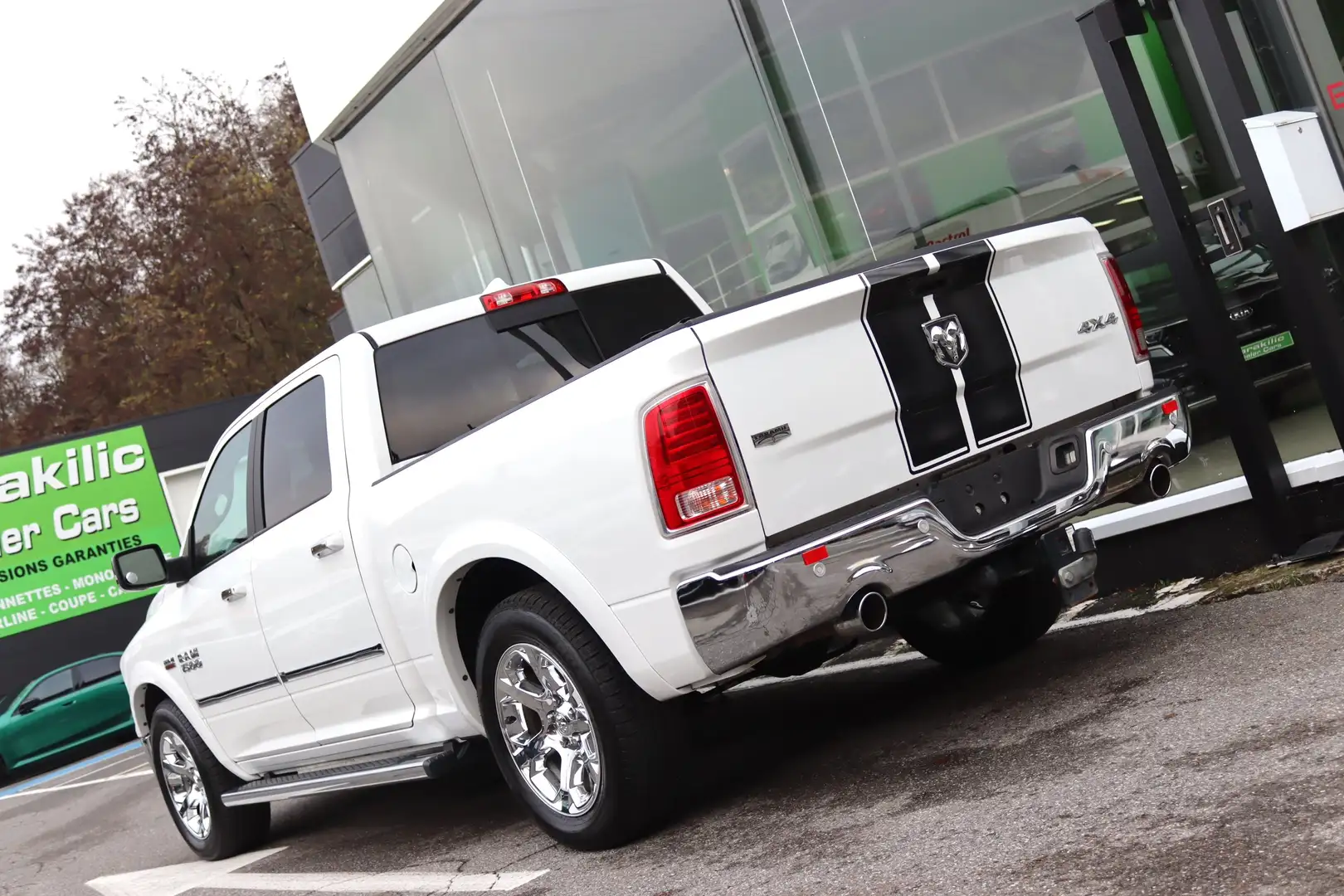 Dodge RAM 5.7i 401CV LPG LARAMIE COUVRE BENNE GPS JANTE'20 Blanco - 2