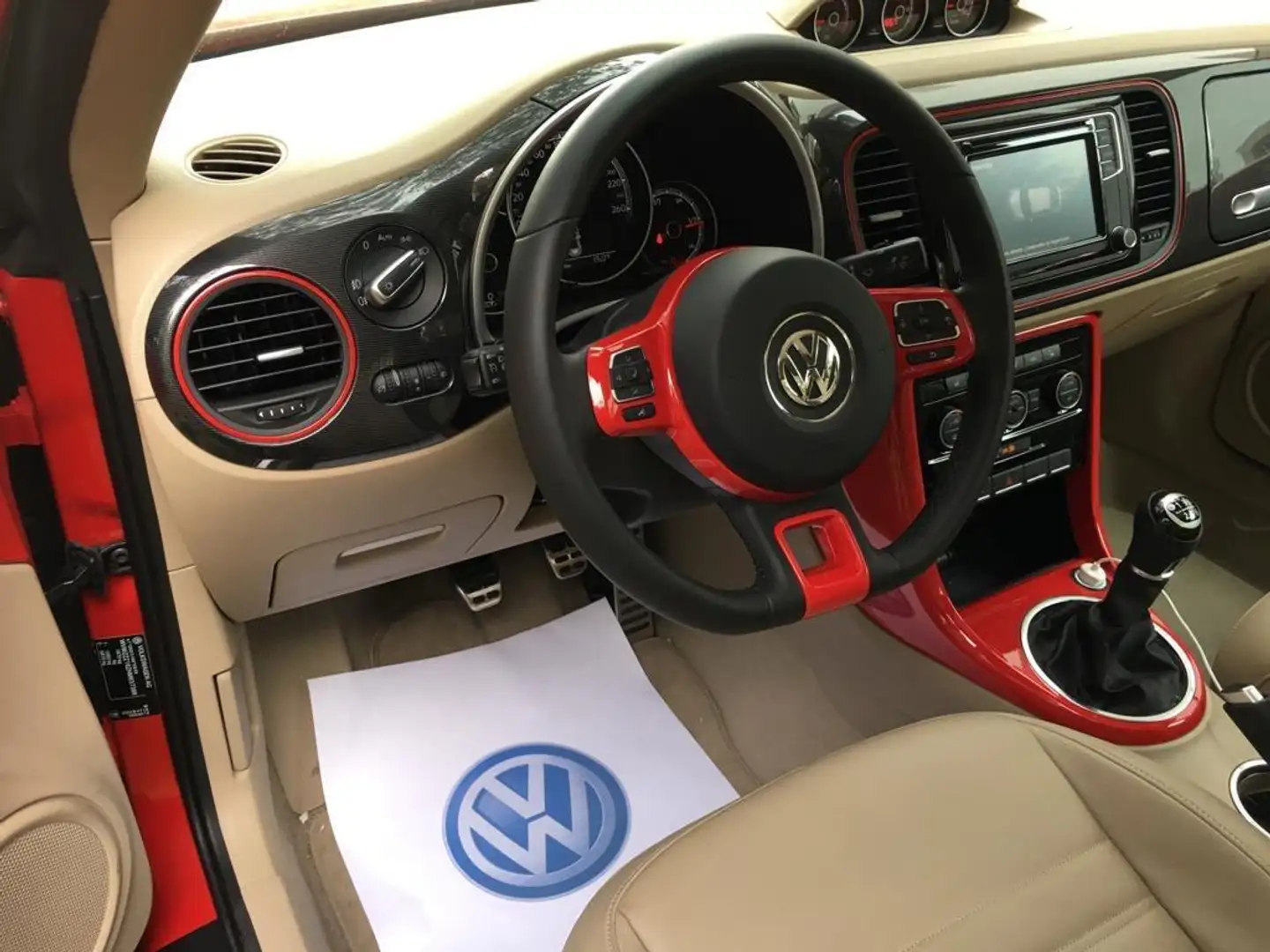 Volkswagen Beetle Beetle 2.0TDI R-Line 110kW R-Line Rojo - 2