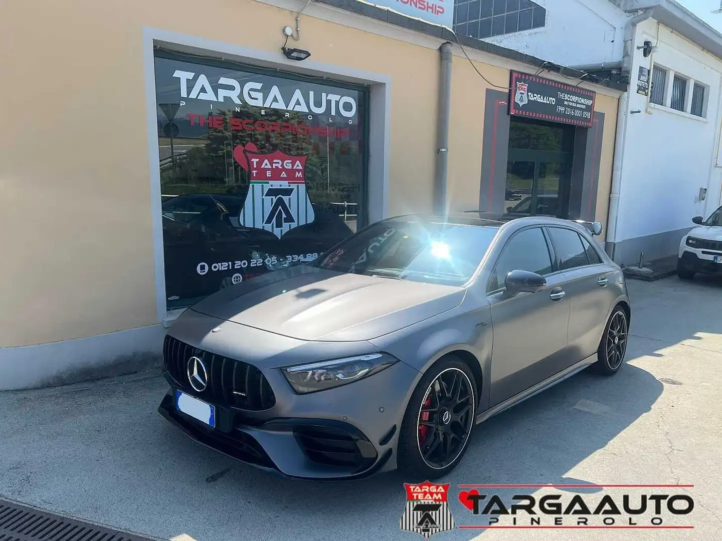 Mercedes-Benz Classe A A 45S AMG 4Matic+ AMG Line Premium Gris - 1