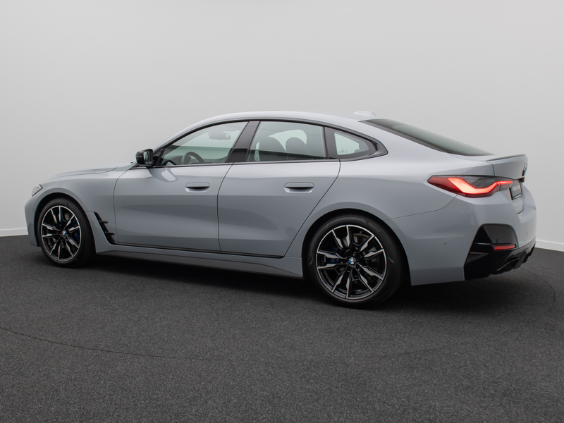 BMW 440 i xD Gran Coupé H K Kamera HUD DAB 19Zoll — photo 10