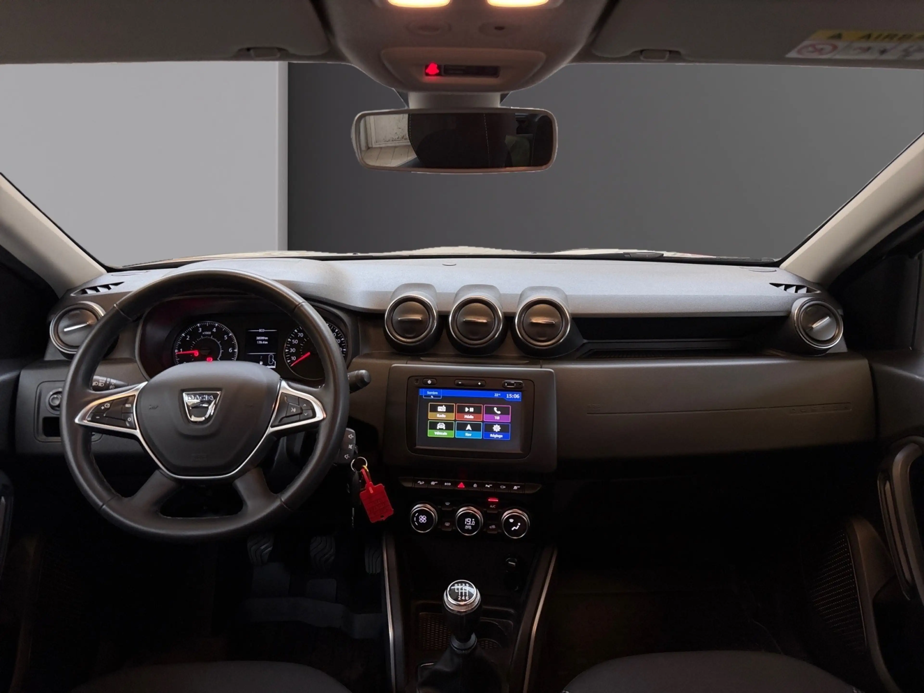 Dacia Duster Duster 1.2 TCe 4WD Prestige / CAM 360 / REGUL-LIM / NAVI / CLIM / ANGLES MORTS — photo 9